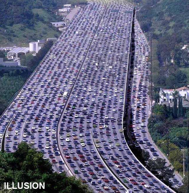 huge-highway_FAKE-I405-Los-Angeles_illusion-web